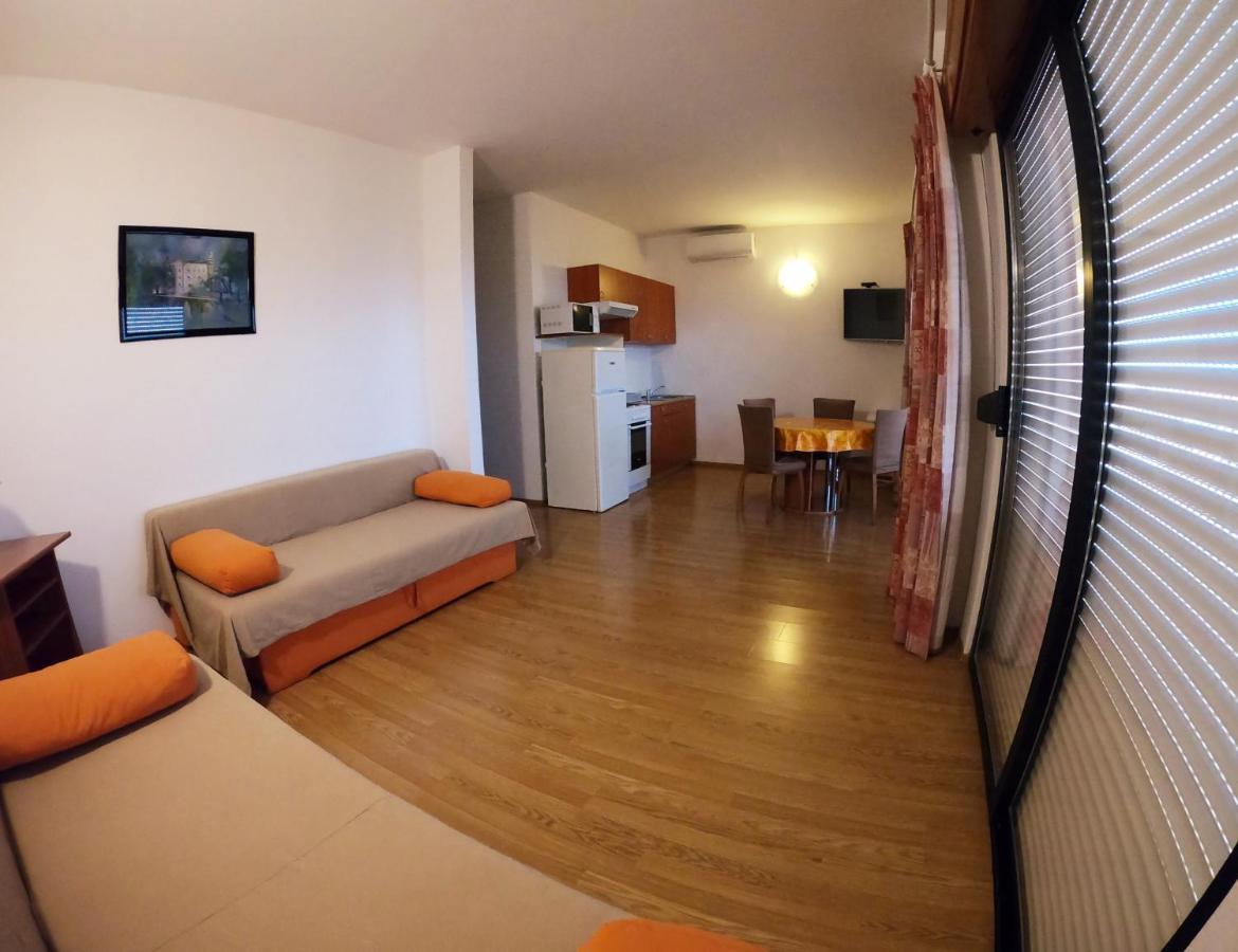 Apartments Adriatic 3 Selce Eksteriør bilde